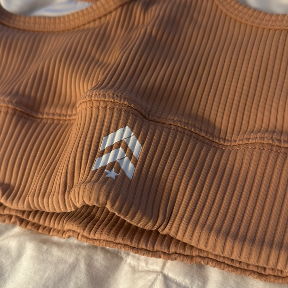 BARRY'S CAMEL YOS BRA